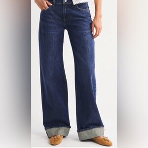 Abercrombie High Rise Loose Jean, Dark with Cuff denim, Size 25 short.